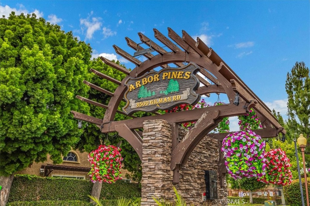 3513 Wildwood Street