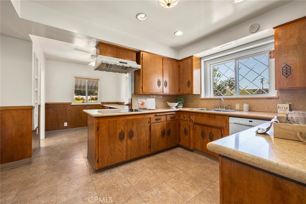 15749 Lindskog Drive