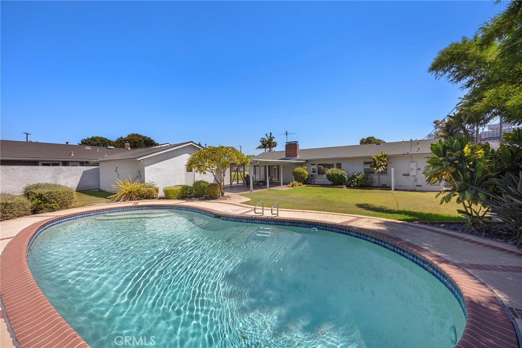 15749 Lindskog Drive