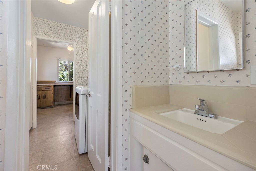 15749 Lindskog Drive