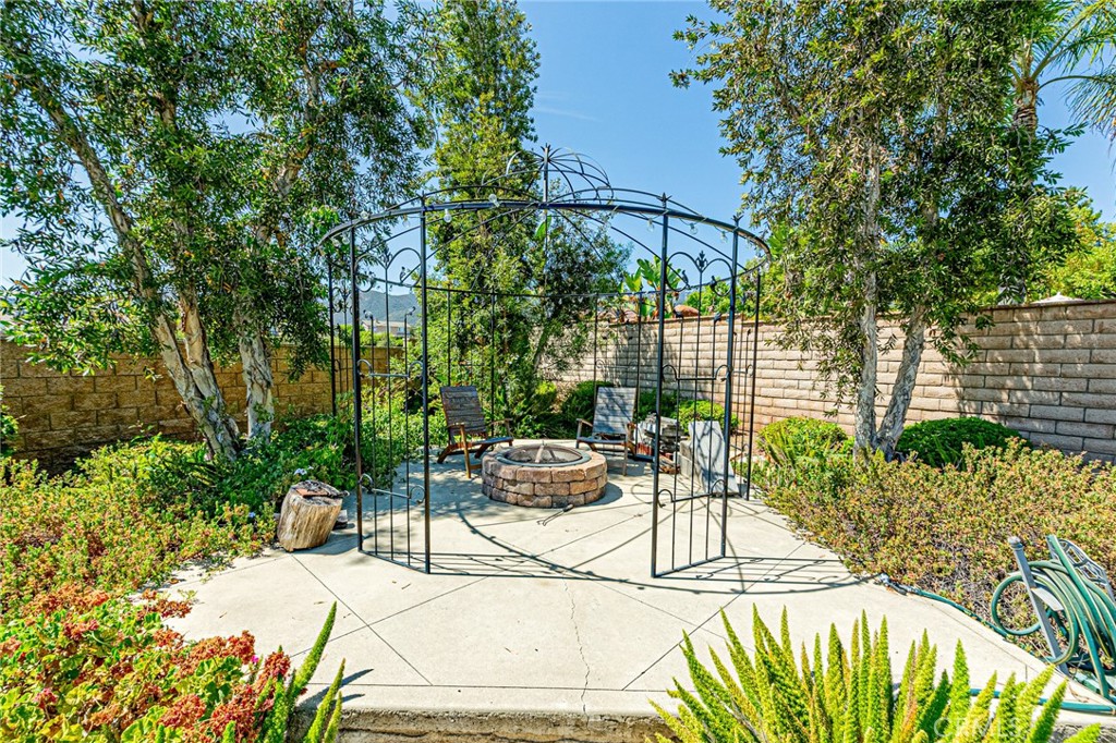 3511 Christopher Lane