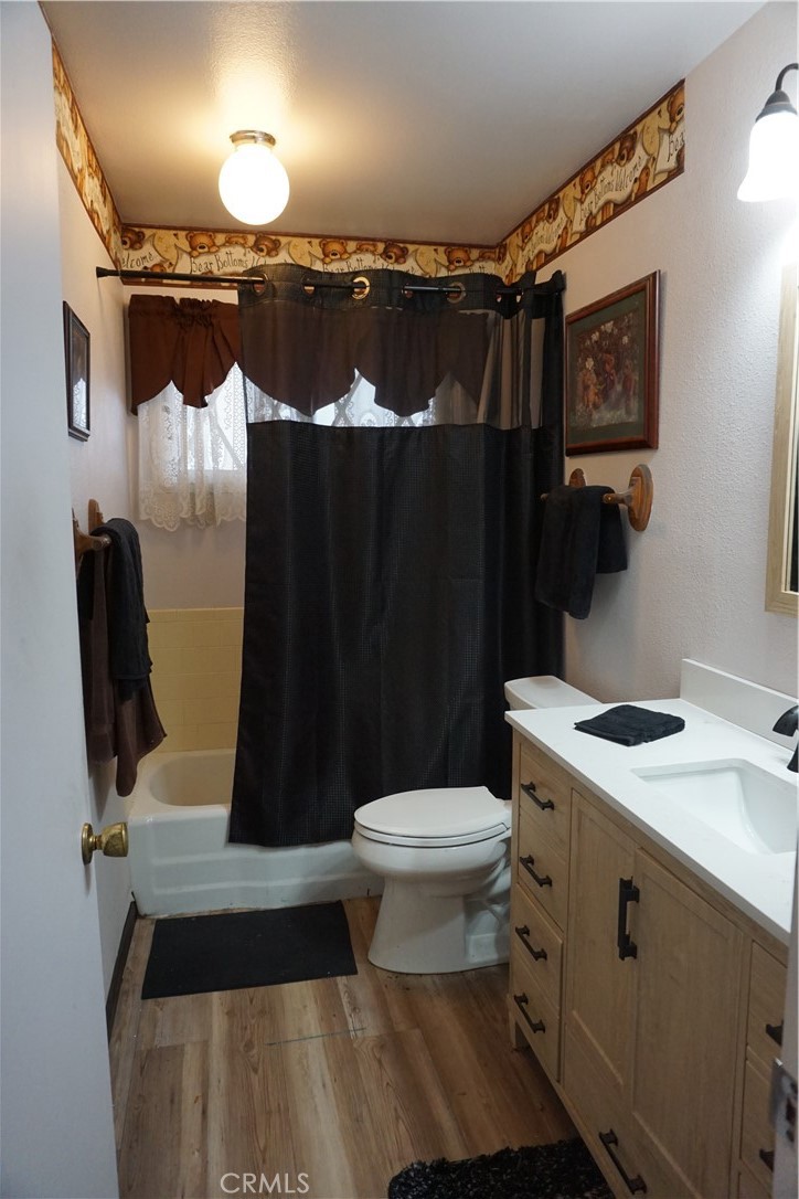 9561 Cardinal Avenue