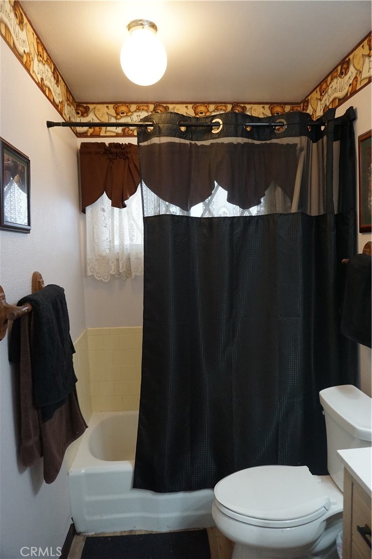 9561 Cardinal Avenue