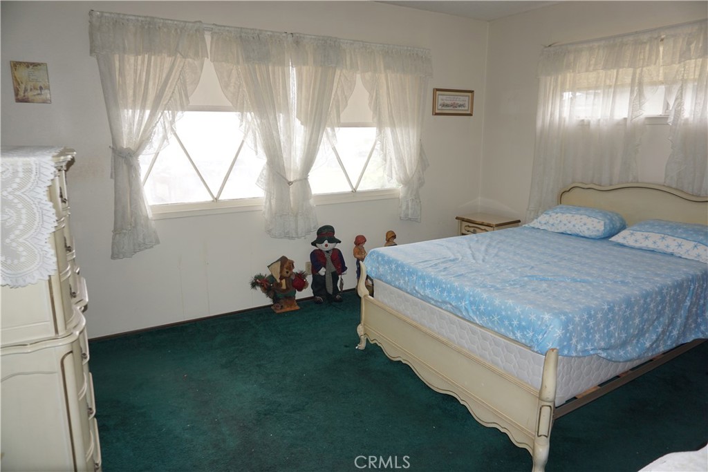 9561 Cardinal Avenue