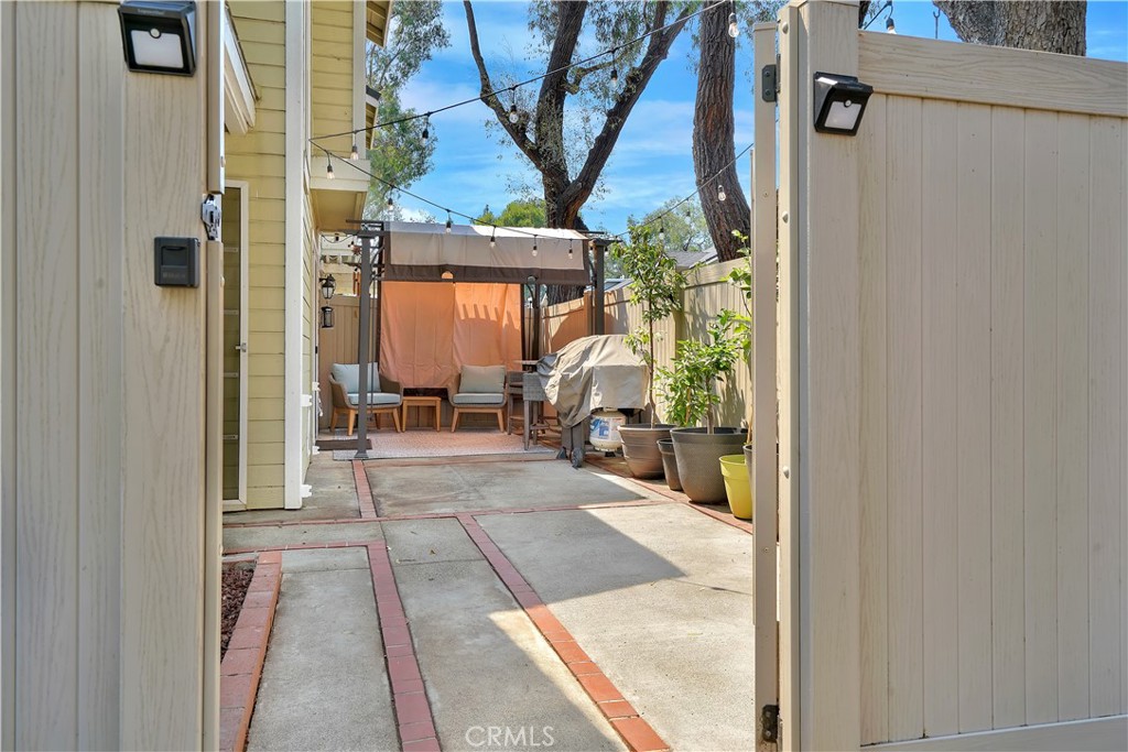 6000 Waterbury Court 141