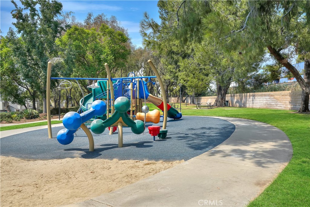 6000 Waterbury Court 141