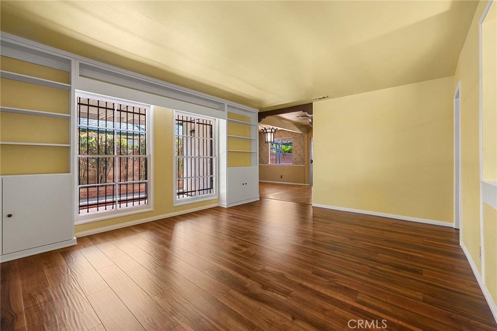 707 S Boxwood Street