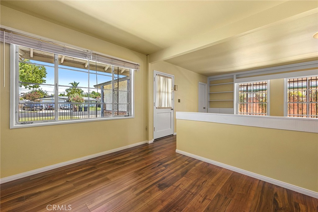 707 S Boxwood Street