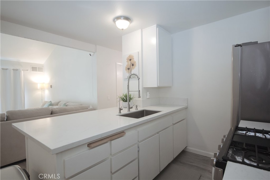 15224 Ocaso Avenue H211