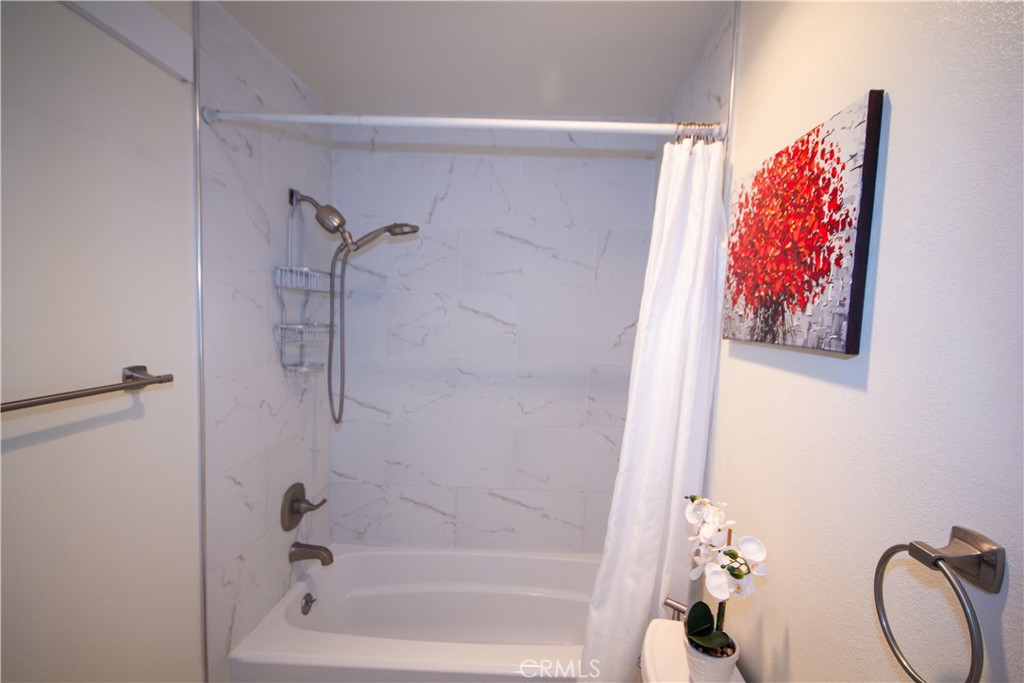 15224 Ocaso Avenue H211