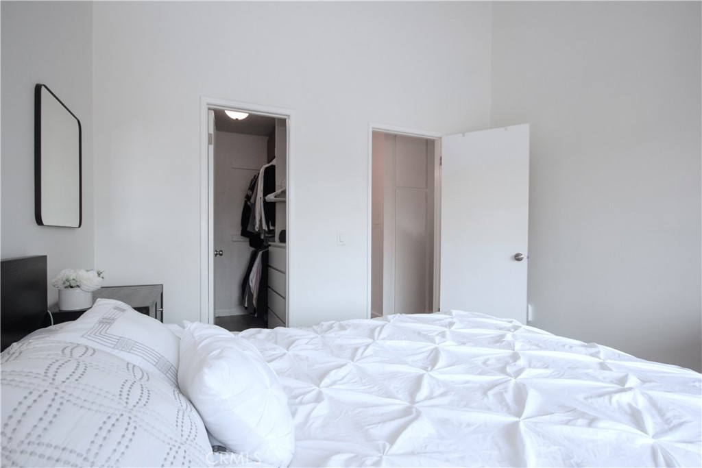 15224 Ocaso Avenue H211