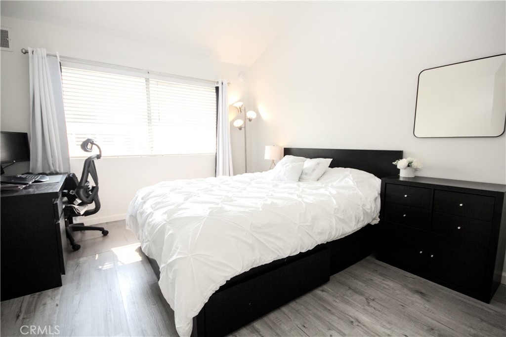 15224 Ocaso Avenue H211