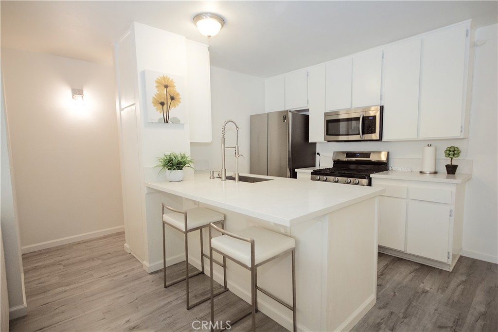 15224 Ocaso Avenue H211