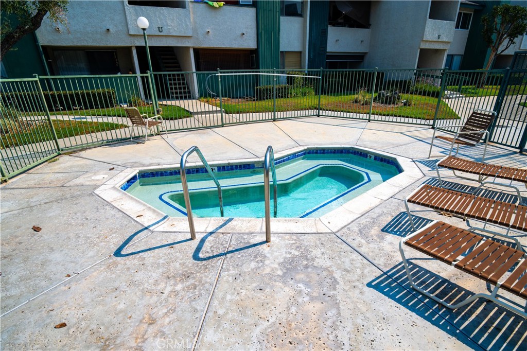 15224 Ocaso Avenue H211