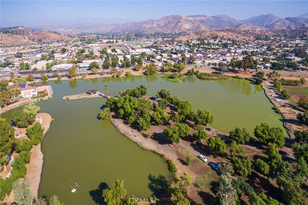 8898 Burkshire Place