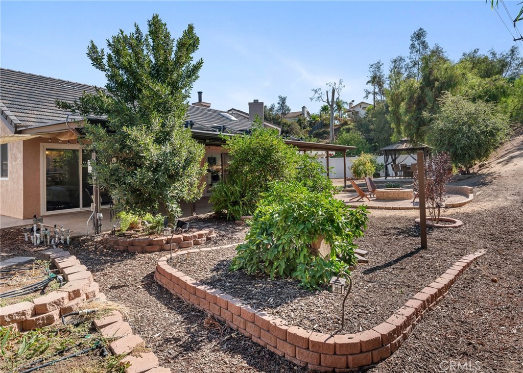 8898 Burkshire Place