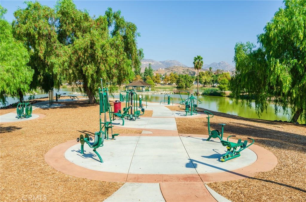 8898 Burkshire Place