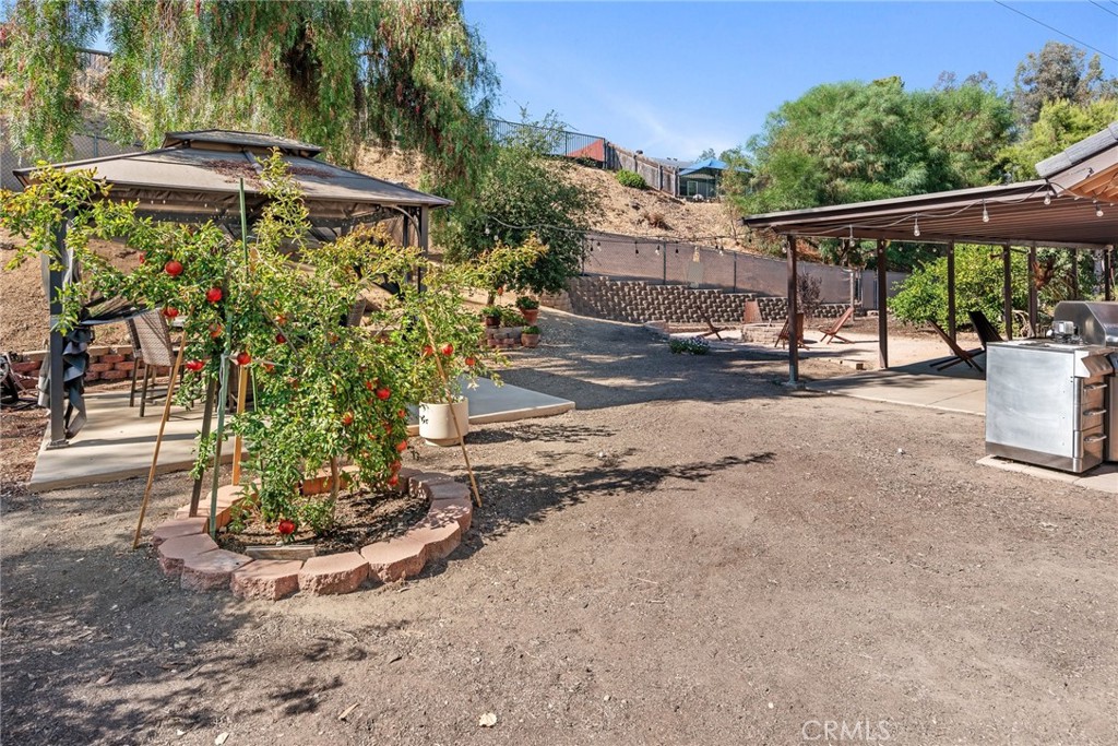 8898 Burkshire Place