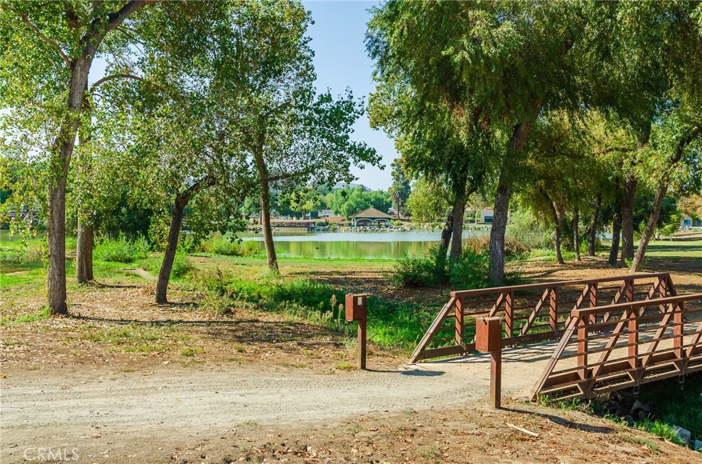 8898 Burkshire Place