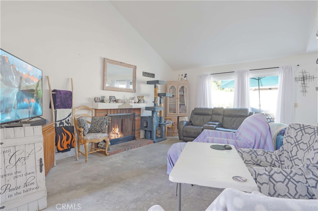 2362 Iroquois Avenue B