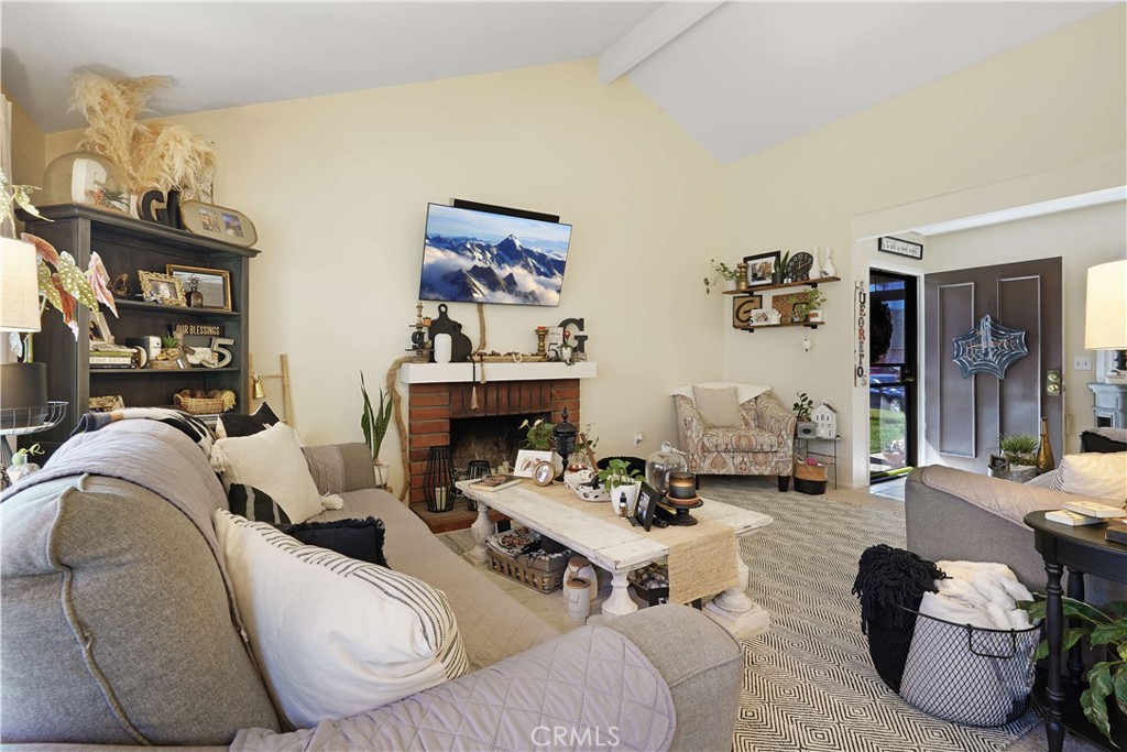 2362 Iroquois Avenue B