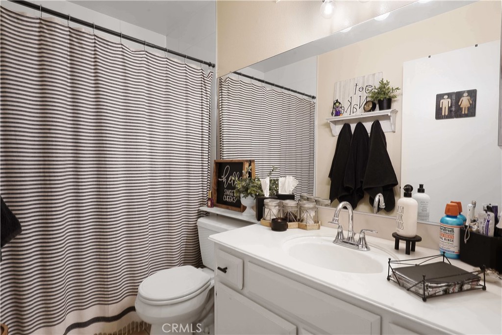 2362 Iroquois Avenue A&B