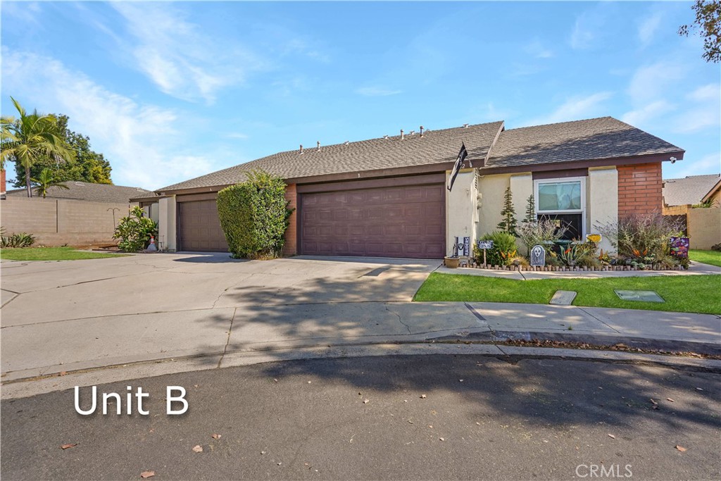 2362 Iroquois Avenue A&B