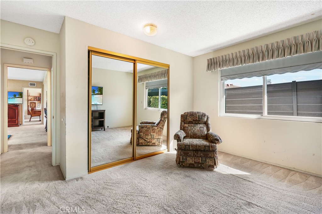 1423 La Canada Drive