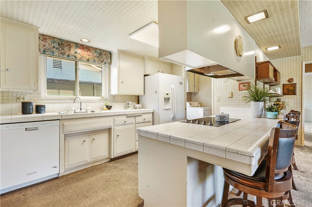 1423 La Canada Drive