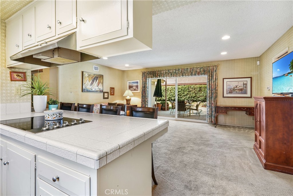 1423 La Canada Drive