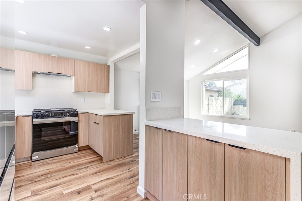 19027 Wiersma Avenue