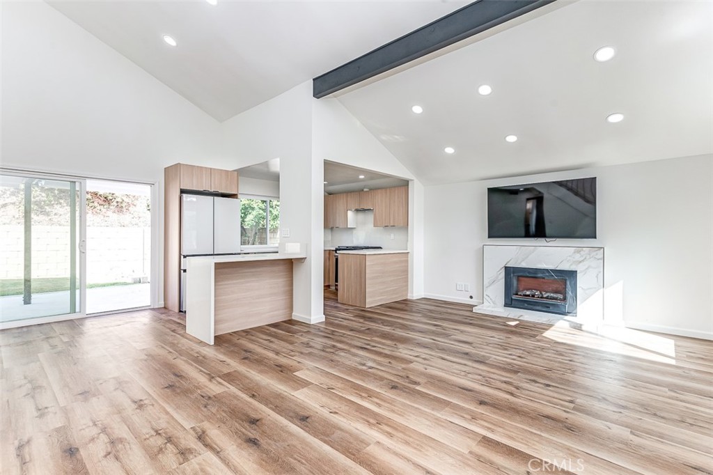 19027 Wiersma Avenue