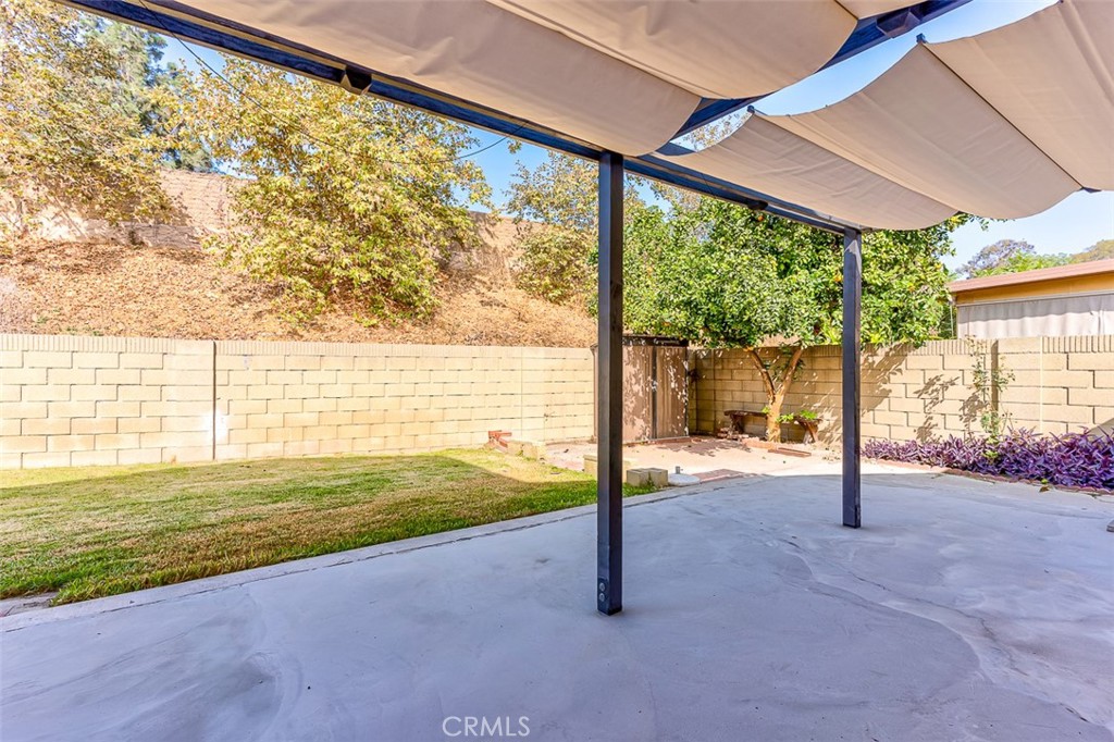 19027 Wiersma Avenue