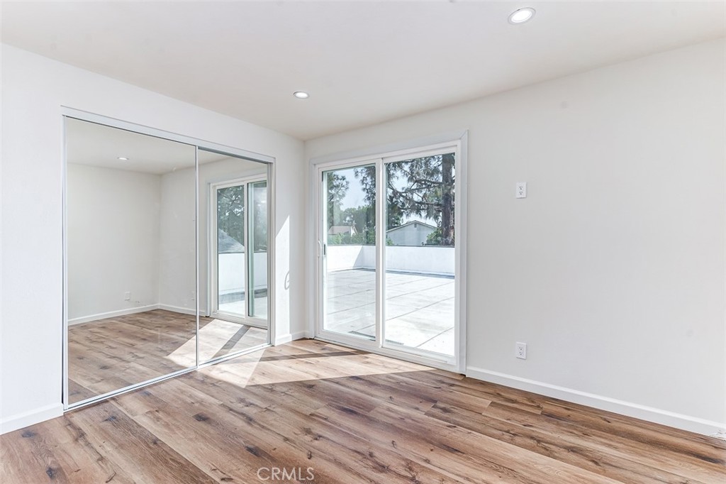 19027 Wiersma Avenue