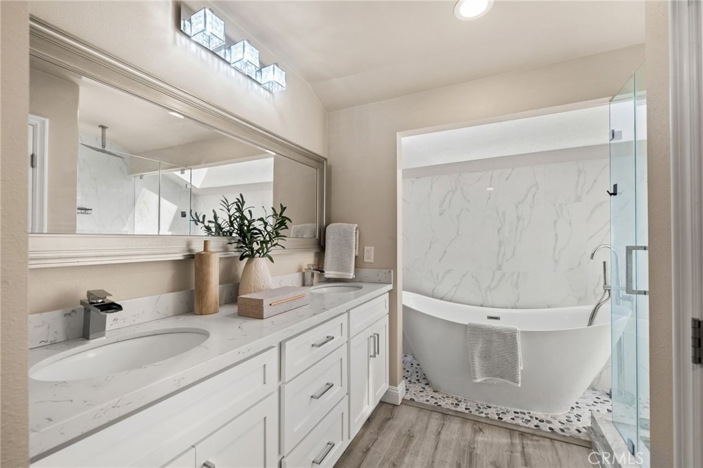 3634 Cottonwood Circle