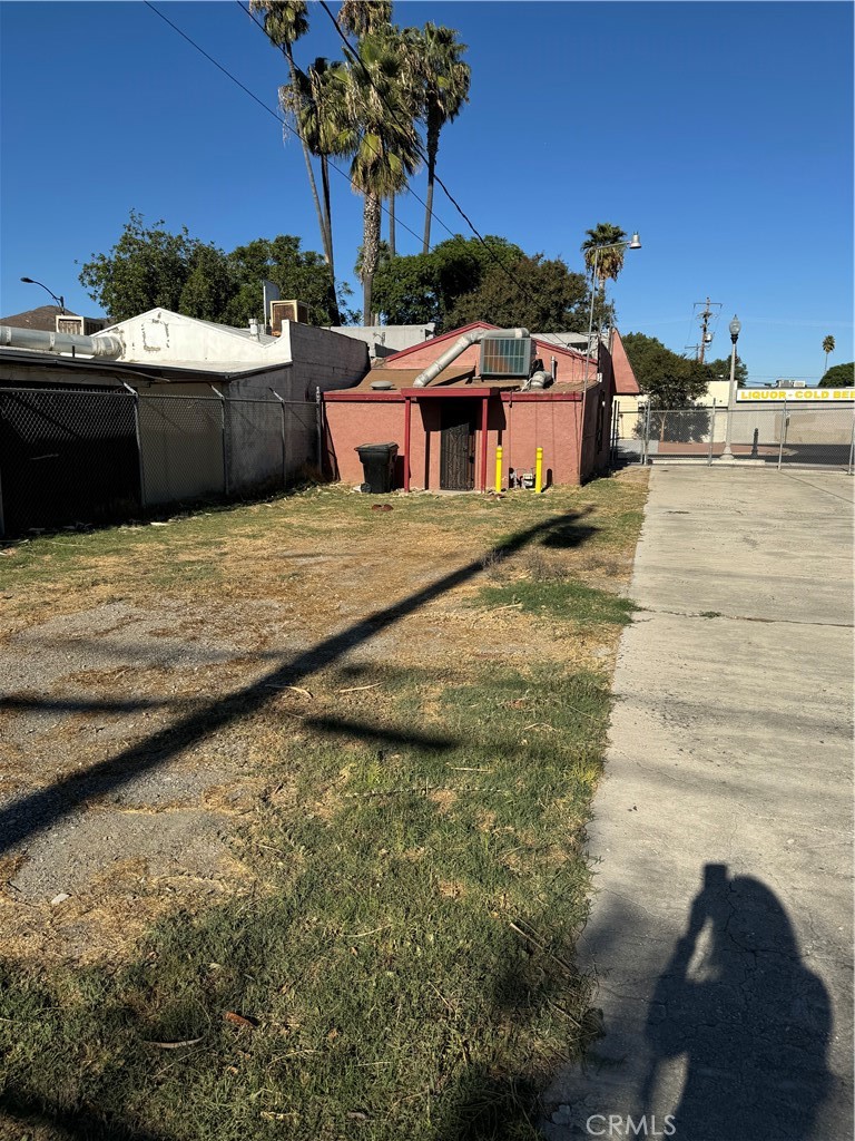 5506 Mission Boulevard