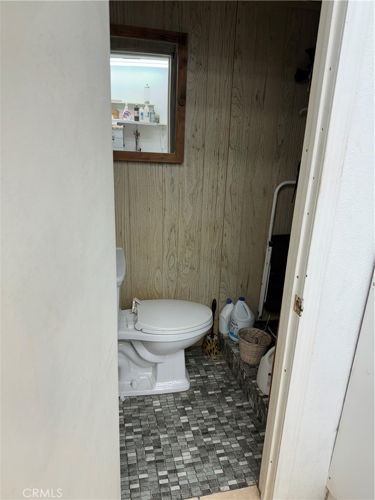 5506 Mission Boulevard