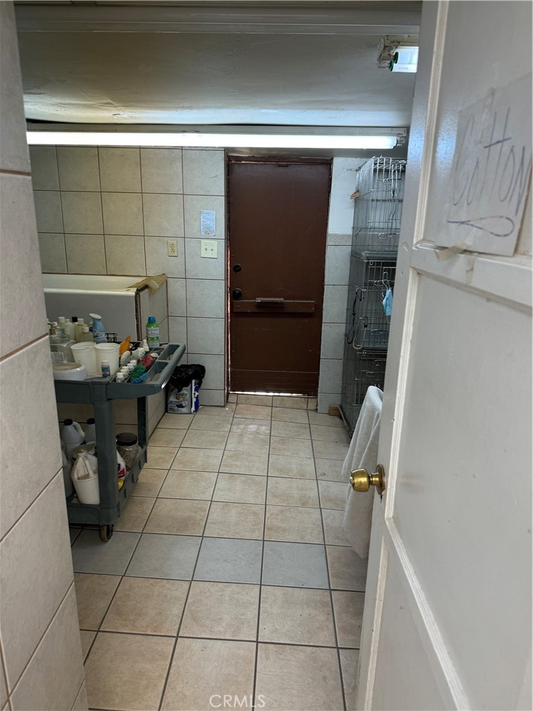 5506 Mission Boulevard