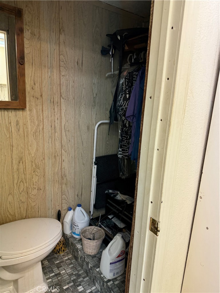 5506 Mission Boulevard