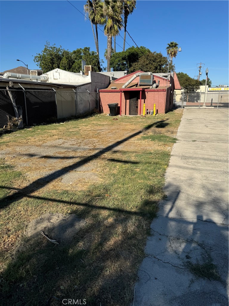 5506 Mission Boulevard