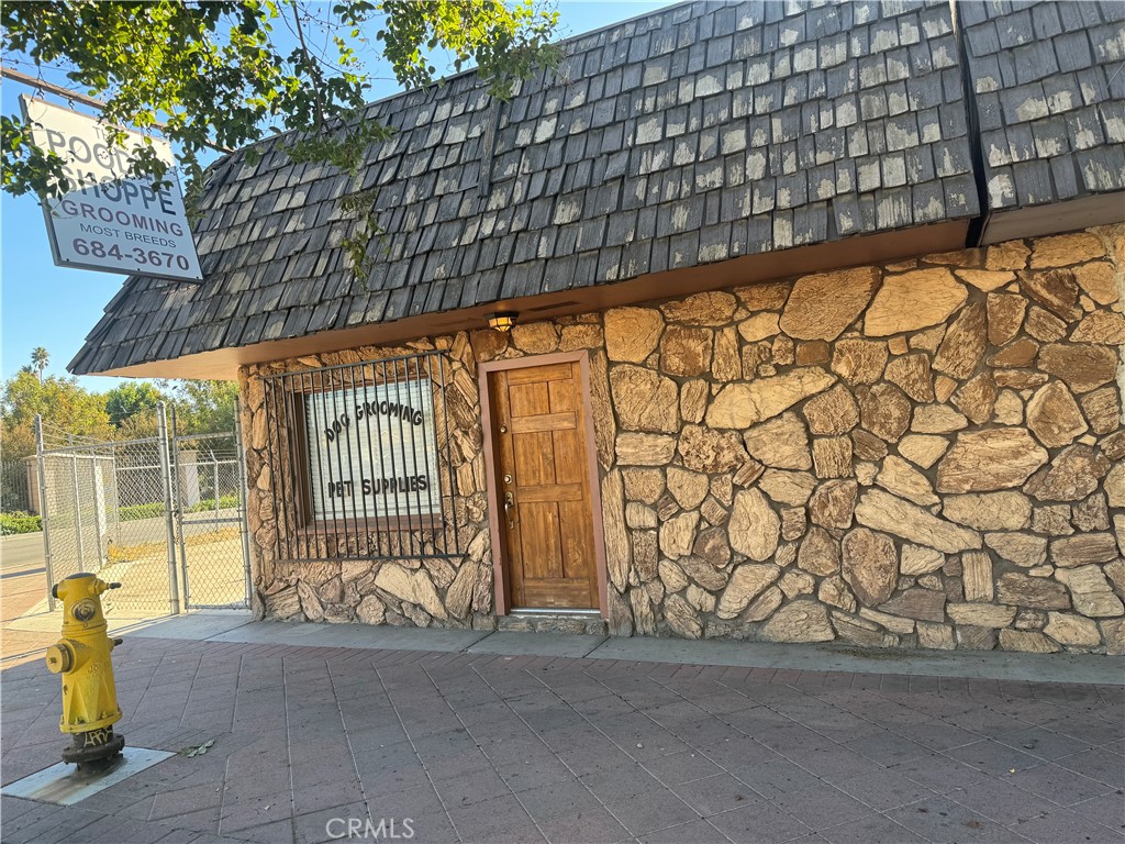 5506 Mission Boulevard