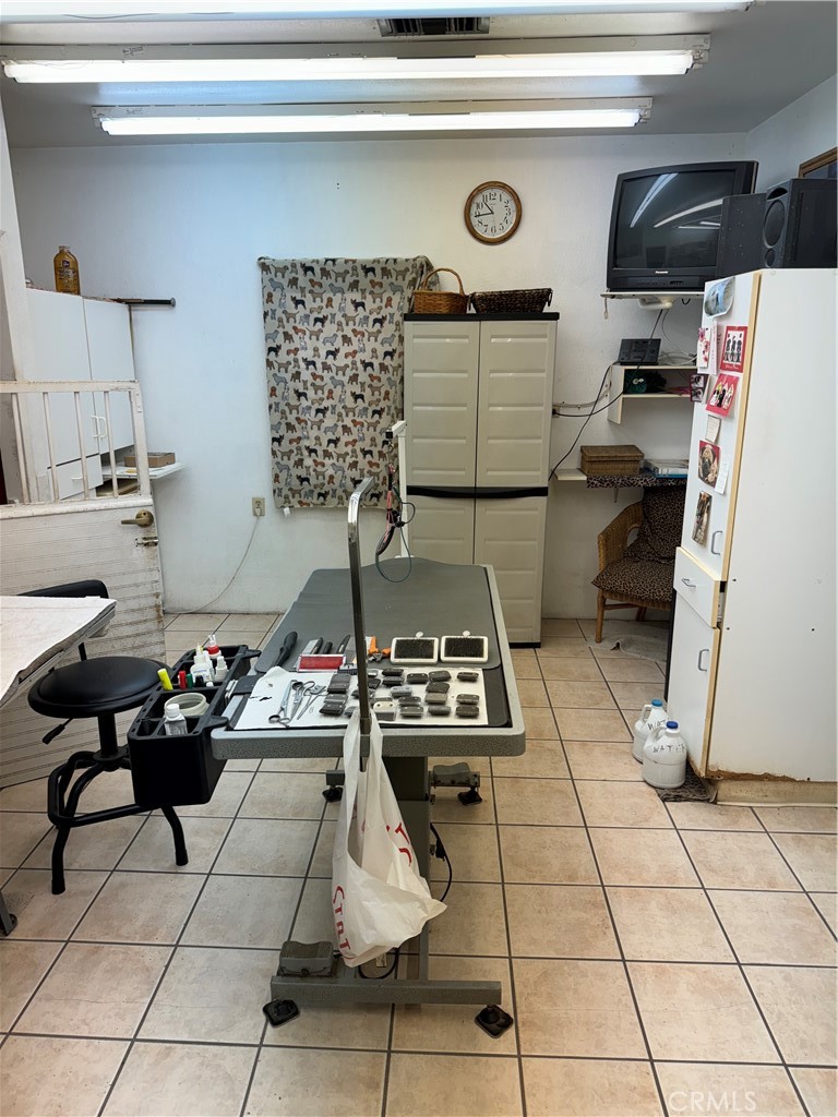 5506 Mission Boulevard