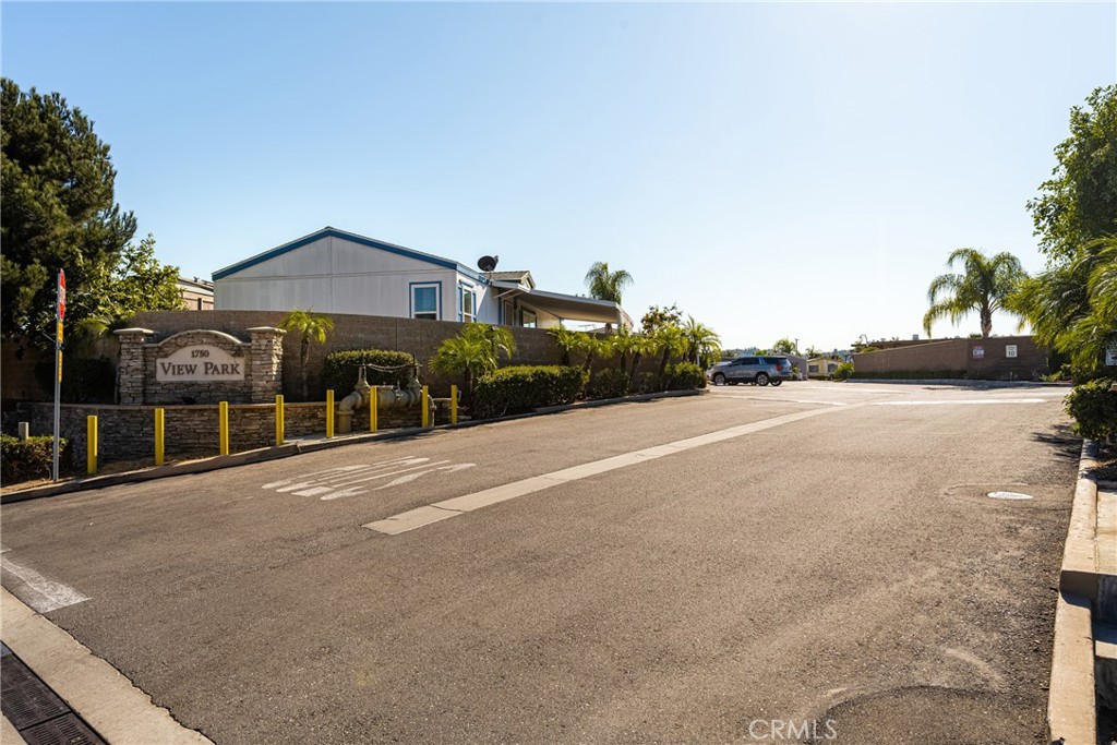 1750 W Lambert Road 139