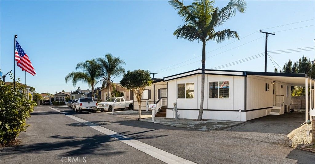 1750 W Lambert Road 139