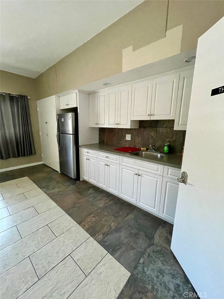 247 E Amerige Avenue