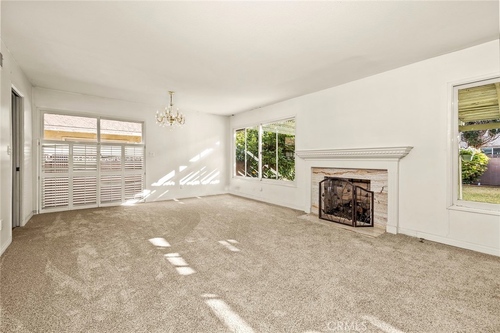 2020 Elmcroft Circle