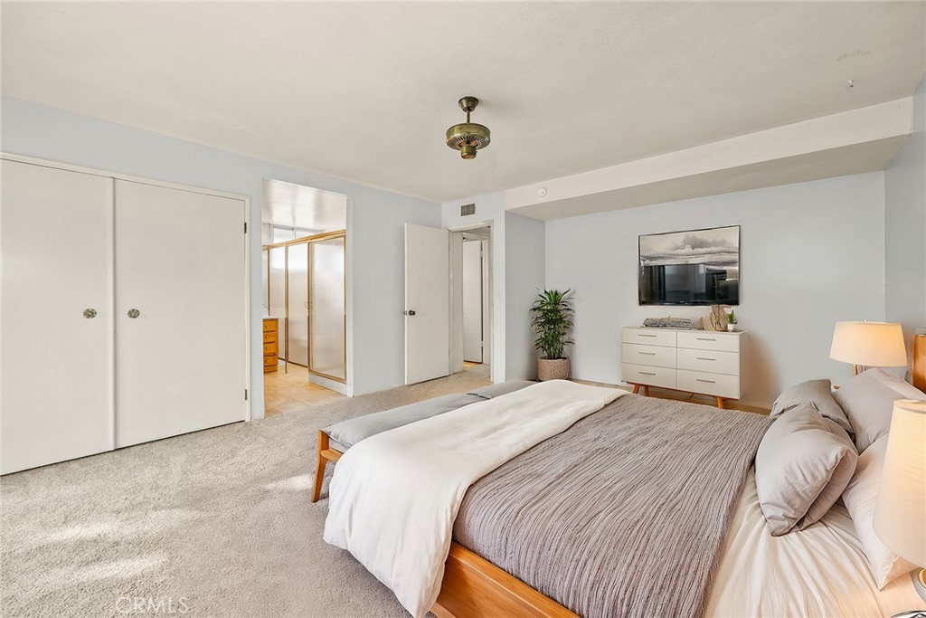 2020 Elmcroft Circle