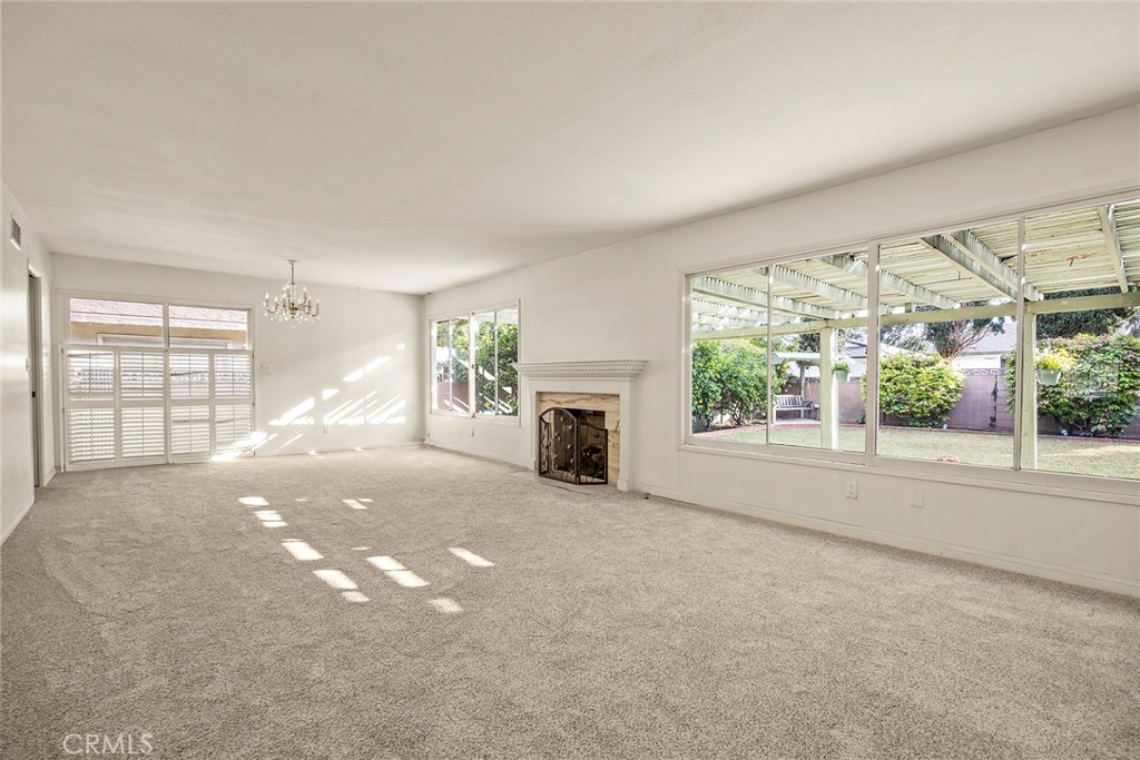 2020 Elmcroft Circle