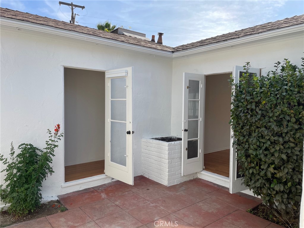 5332 Mount Helena Avenue