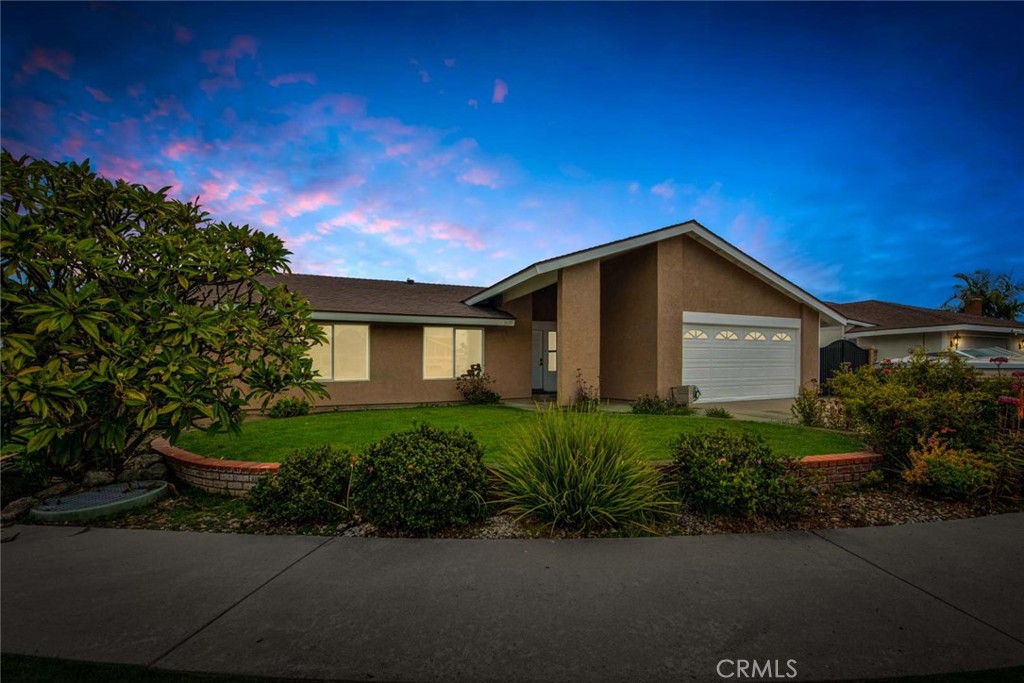 3129 N River Mist Circle